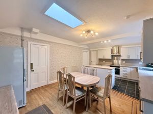 Photo 1- click for photo gallery